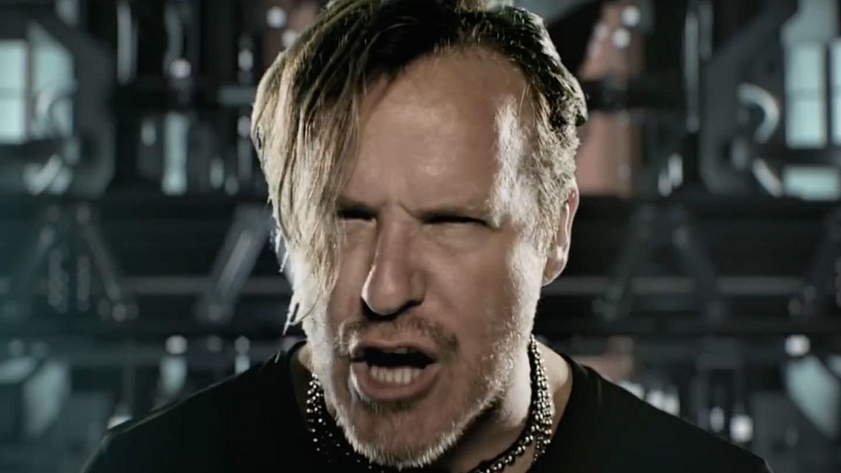 Burton C. Bell (eks Fear Factory) o okropnej trasie z gwiazdą rocka: Opluwali nas