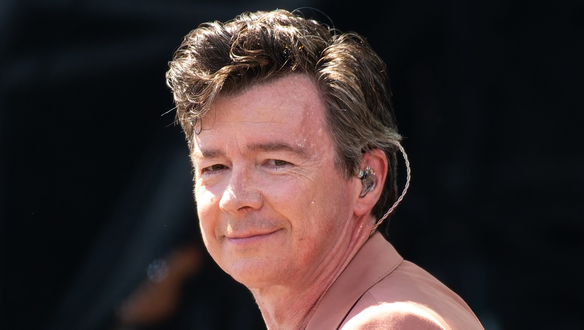 Przebój Ricka Astleya z miliardem odtworzeń na Spotify