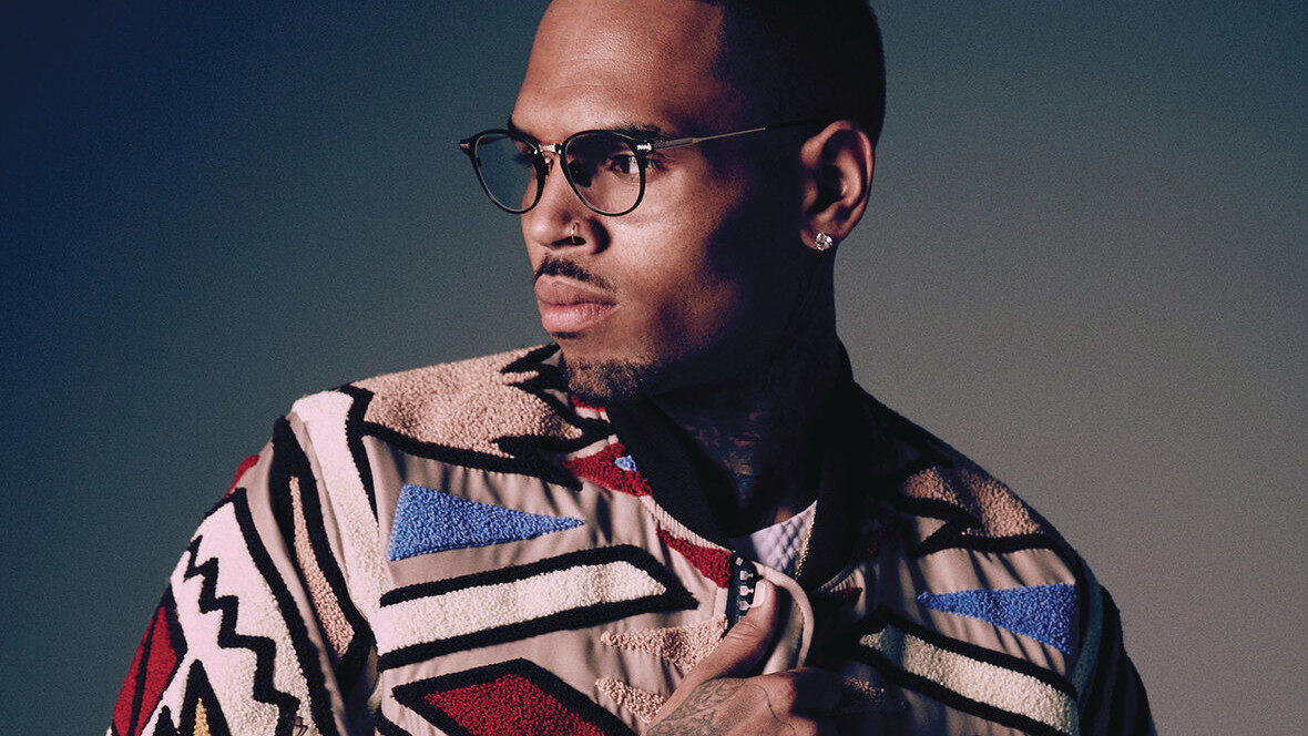 Obrazek przedstawia Chrisa Browna