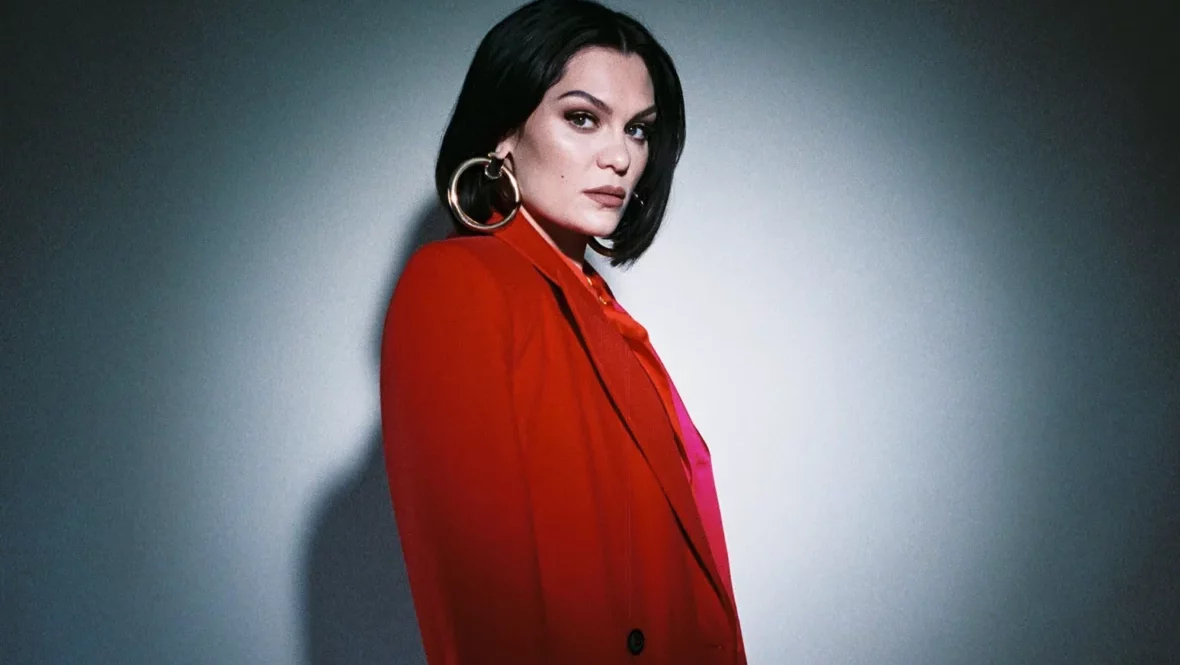 Jessie J wraca w pełnym nadziei nowym singlu „Believe In Magic”. Sprawdź!