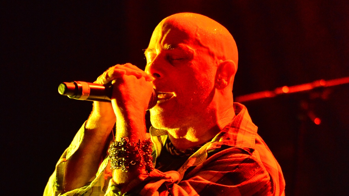 Tego wokalistę chciała Metallica! Śpiewał w innym kultowym zespole a teraz zapowiada płytę