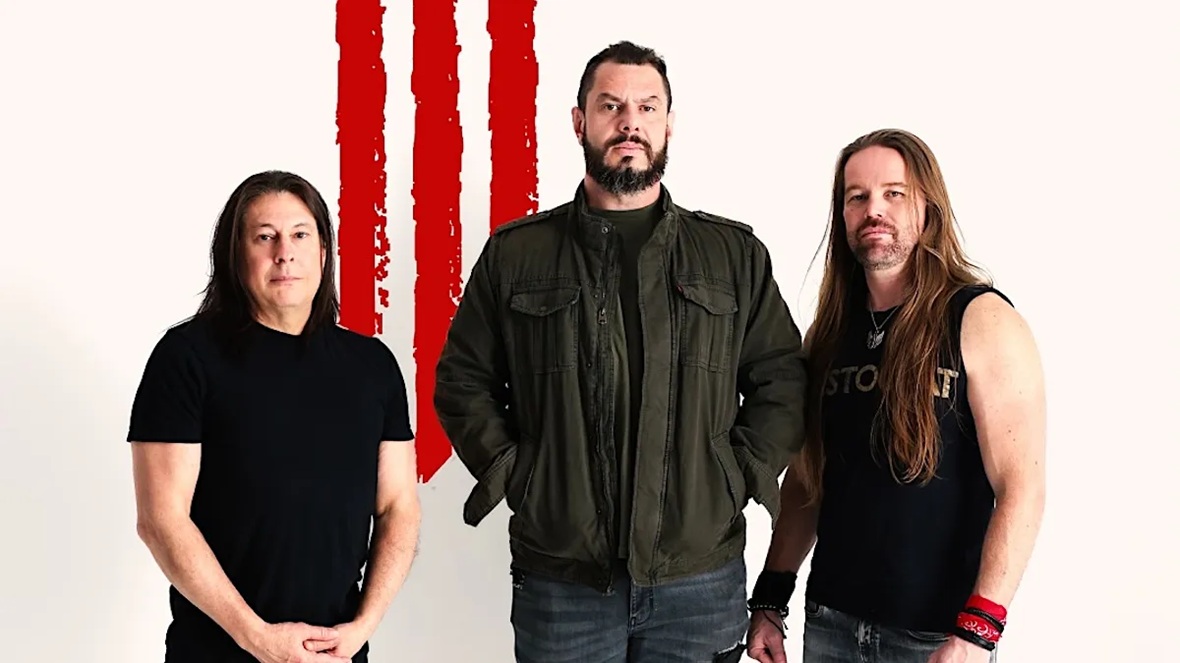 Były perkusista Dream Theater nawiązuje do klasyków w nowym singlu [WIDEO]